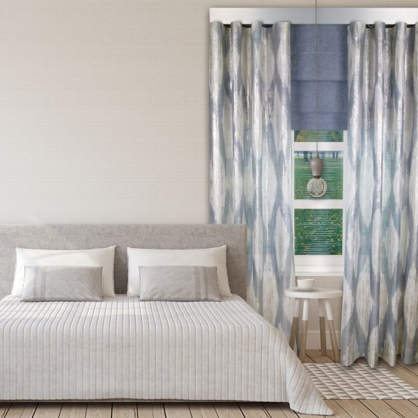 Combi Prestigious Perspective Seapine Wave Curtain with Iceland Thistle Roman Blinds